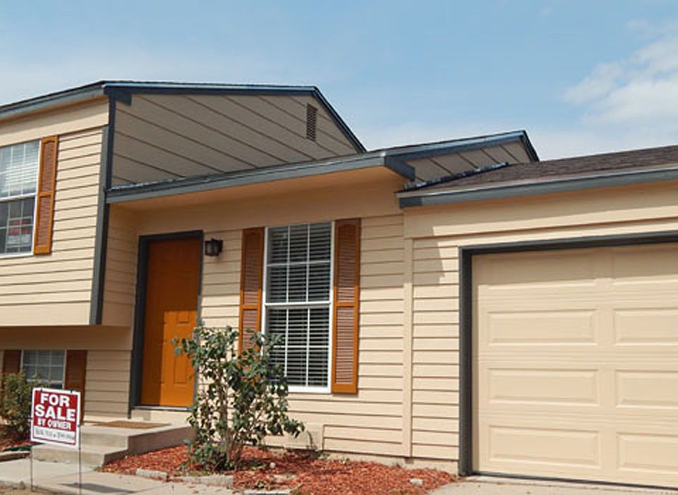 Front - New Paint & Roof