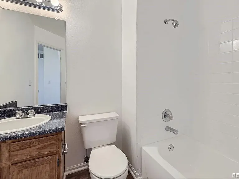 4064 Dunkirk Ct — Photo 9