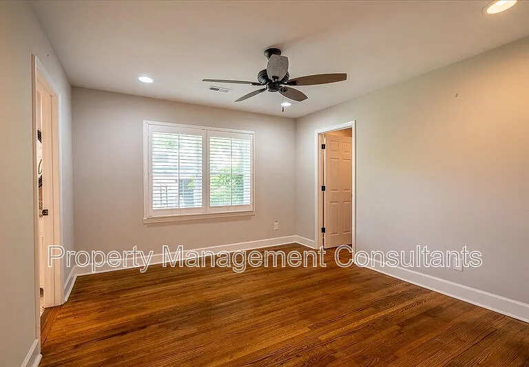 805 Rison Ave NE — Photo 17
