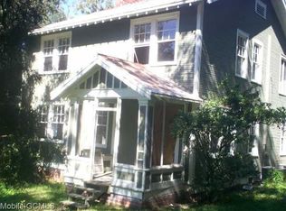 309 4th St, Chickasaw, AL 36611