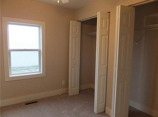 4th image of 522 Somerset Ave