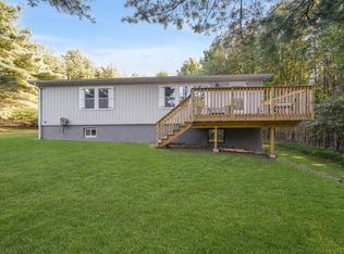 112 Witch Hazel Ln, Milford, PA 18337