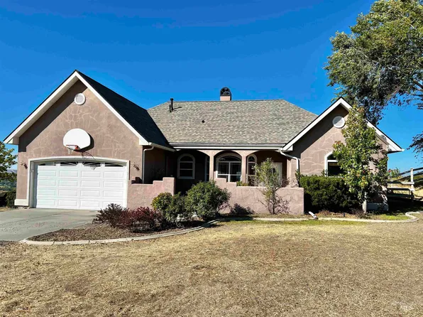 2133 Corral Rd, Emmett, ID 83617