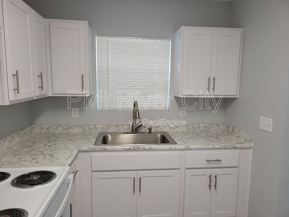 1st image of 1356 River Hills Cir E