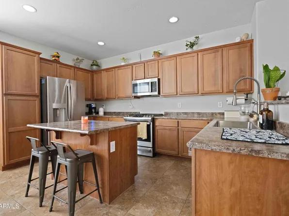 17950 W PURDUE Avenue, Waddell, AZ 85355