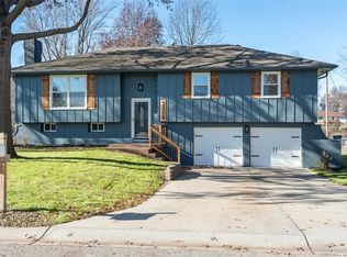 2208 N 153rd St, Basehor, KS 66007