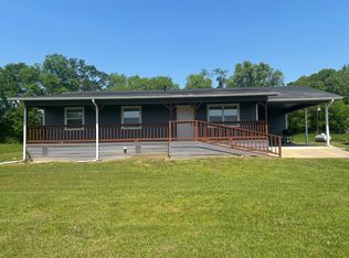 85 King Rd, Carriere, MS 39426