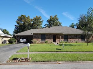 413 Orangewood Dr, Lafayette, LA 70503