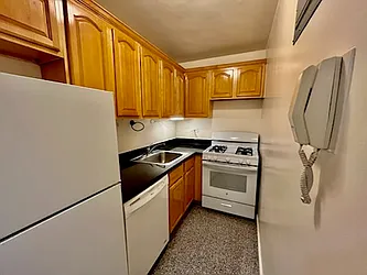 Rented by David Francis New York LLC