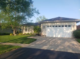 12978 Brookwood Dr, Huntley, IL 60142