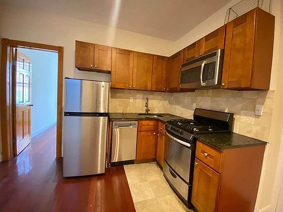 2nd image of 256 E 10th St #3M