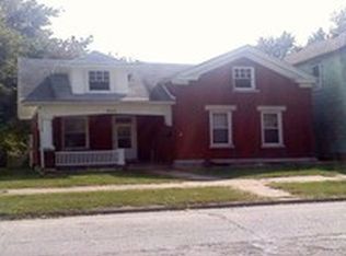 910 Adams St, Quincy, IL 62301