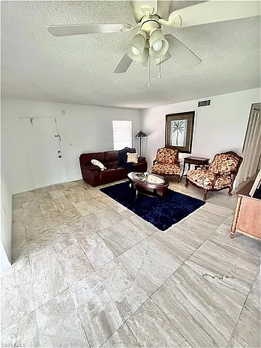 1400 Pompei Ln #6 Photo 1
