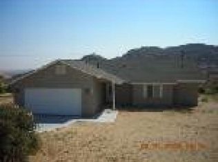 7593 Elwood St, Joshua Tree, CA 92252