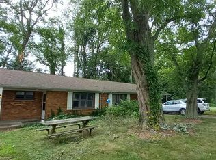 7221 Hopkins Rd, Mentor, OH 44060