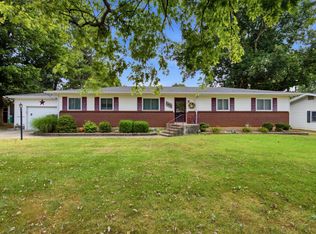 1011 13th St, Monett, MO 65708