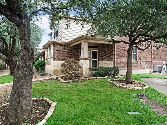 3rd image of 2503 GRAYSON CIR #2503