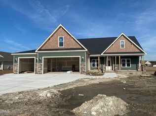 205 Rae Dr, Pikeville, NC 27863