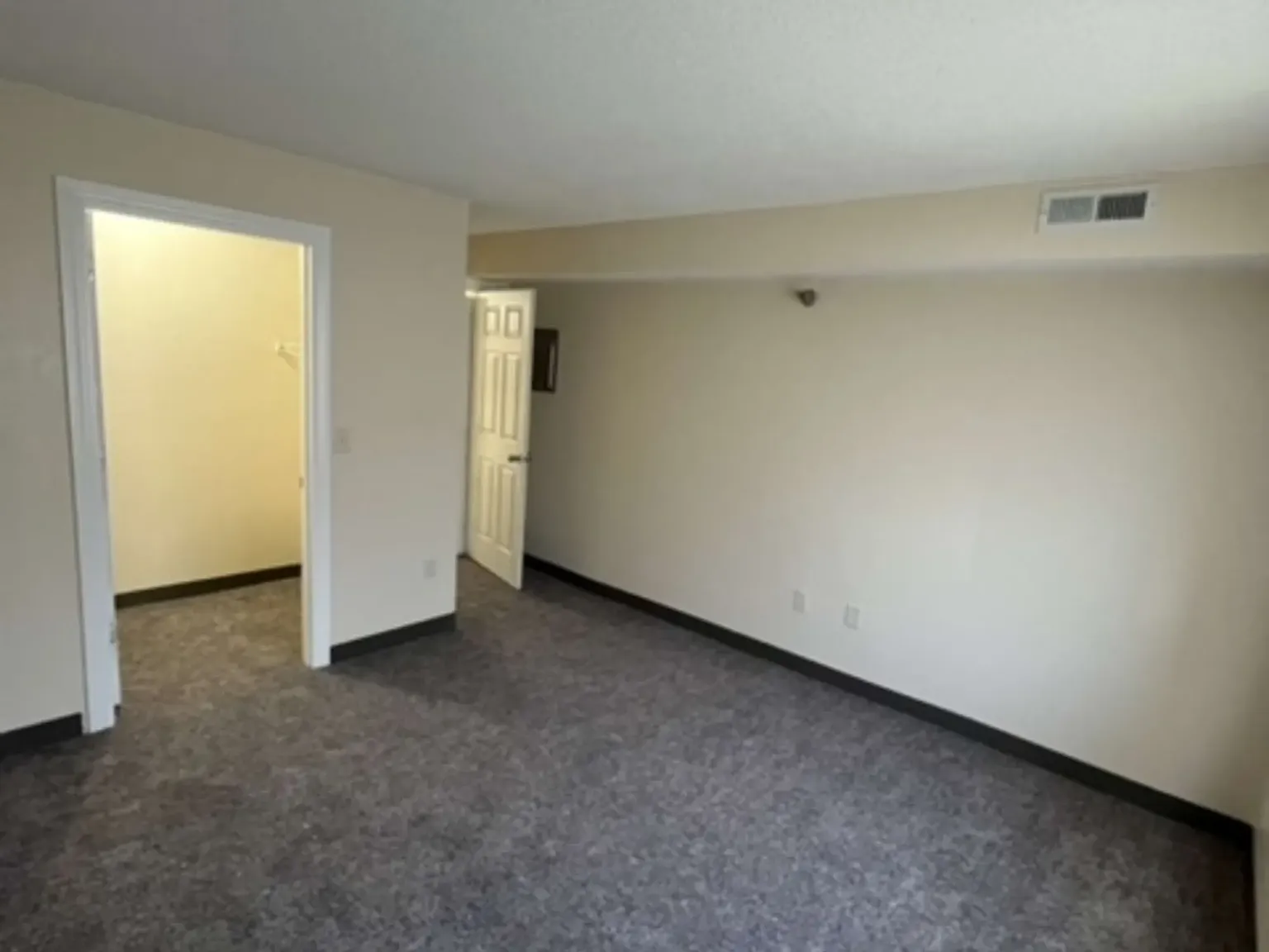 Wild River Townhomes — Photo 4