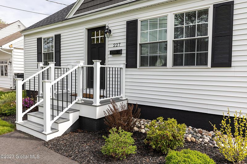 2nd image of 227 Howell Street