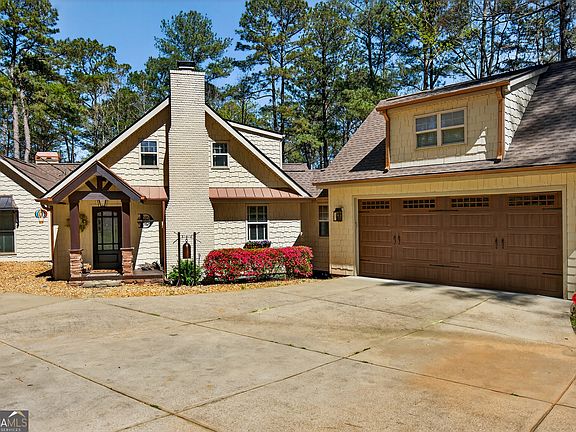 2nd image of 4 Grayson Point