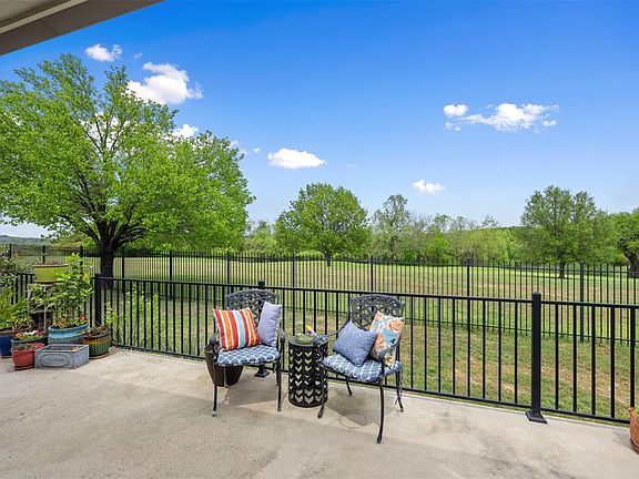 4th image of 21673 High Dr