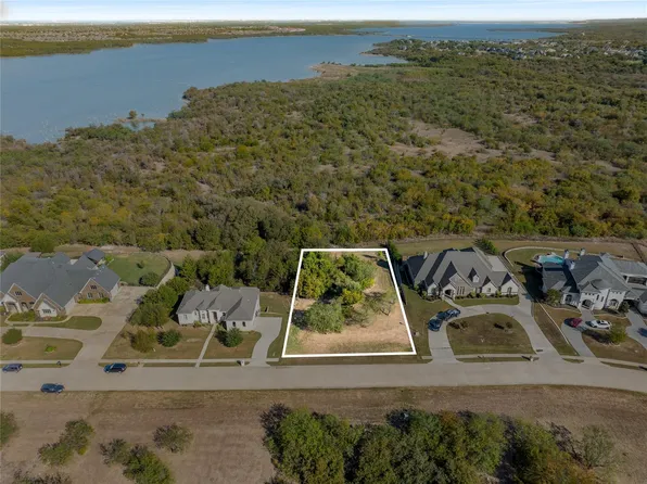 3148 Sanctuary Dr, Grand Prairie, TX 75104