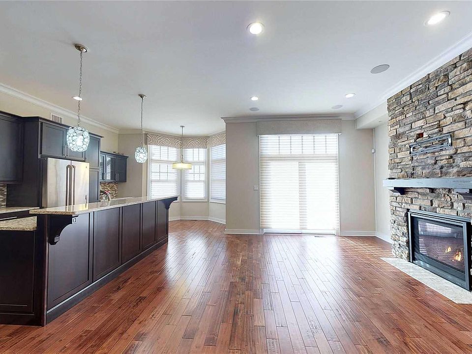 1st image of 7 Alexander Ct