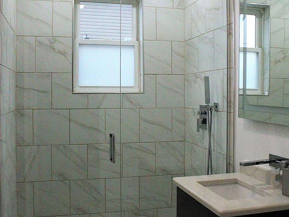 5th image of 2839 W Wellington Ave #1A