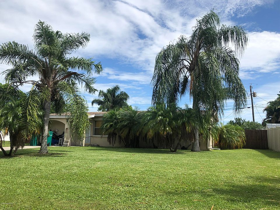 2nd image of 2806 Zephyr Ln