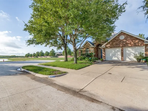 6899 Lagoon Dr, Grand Prairie, TX 75054