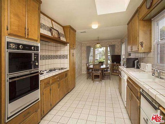 5th image of 1314 Pine St