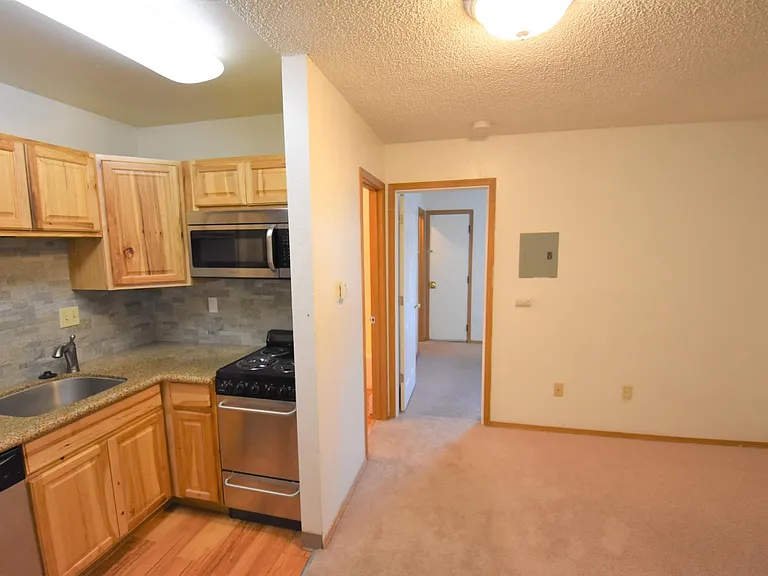 963 Marine St #4-6-7 — Photo 23