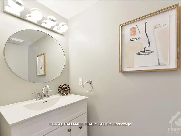 1316 Halton Ter — Photo 11