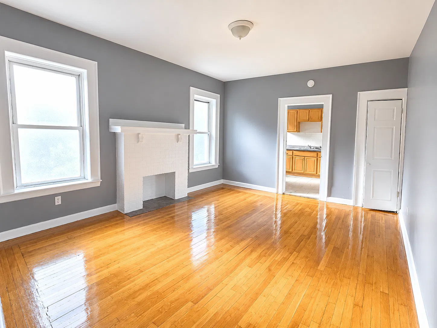 2 bed, 650 sqft, $1,850 — Photo 2