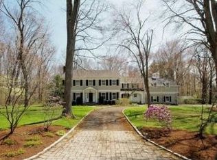 1 Dew Ln, Darien, CT 06820