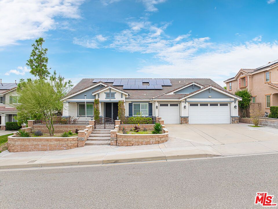 1st image of 6390 N Angels Peak Dr