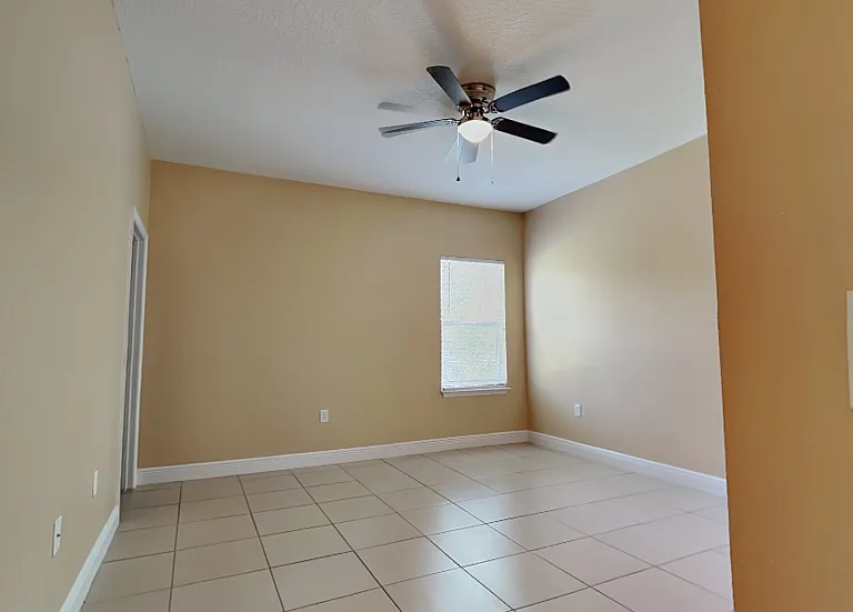 5017 SW 165th Street Rd — Photo 6
