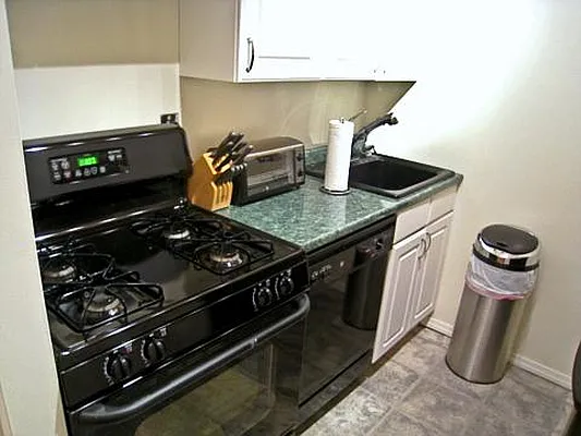 Sold by Nest Seekers International | media 12