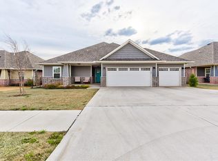 728 Redvine Rd, Yukon, OK 73099
