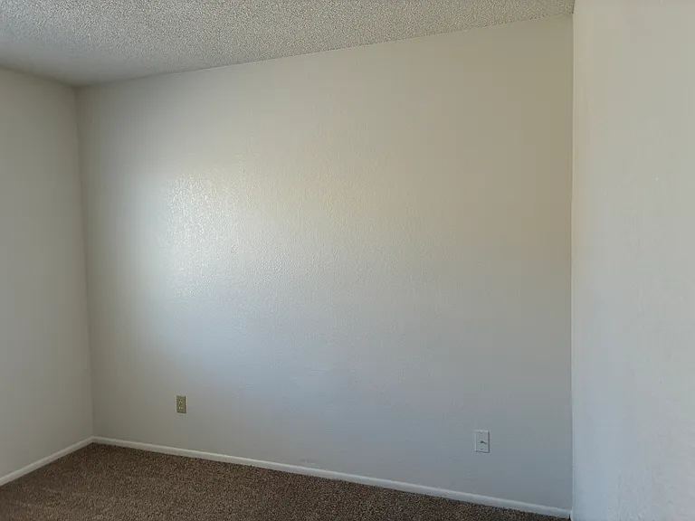 10820 W Wagon Wheel Dr — Photo 28