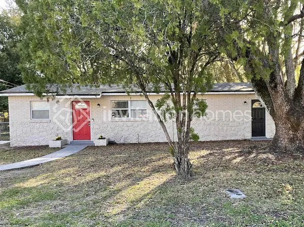 4461 Melvin Cir E, Jacksonville, FL 32210