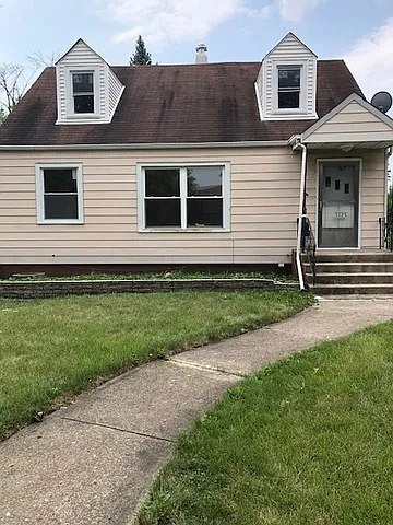 3223 178th St photo 1