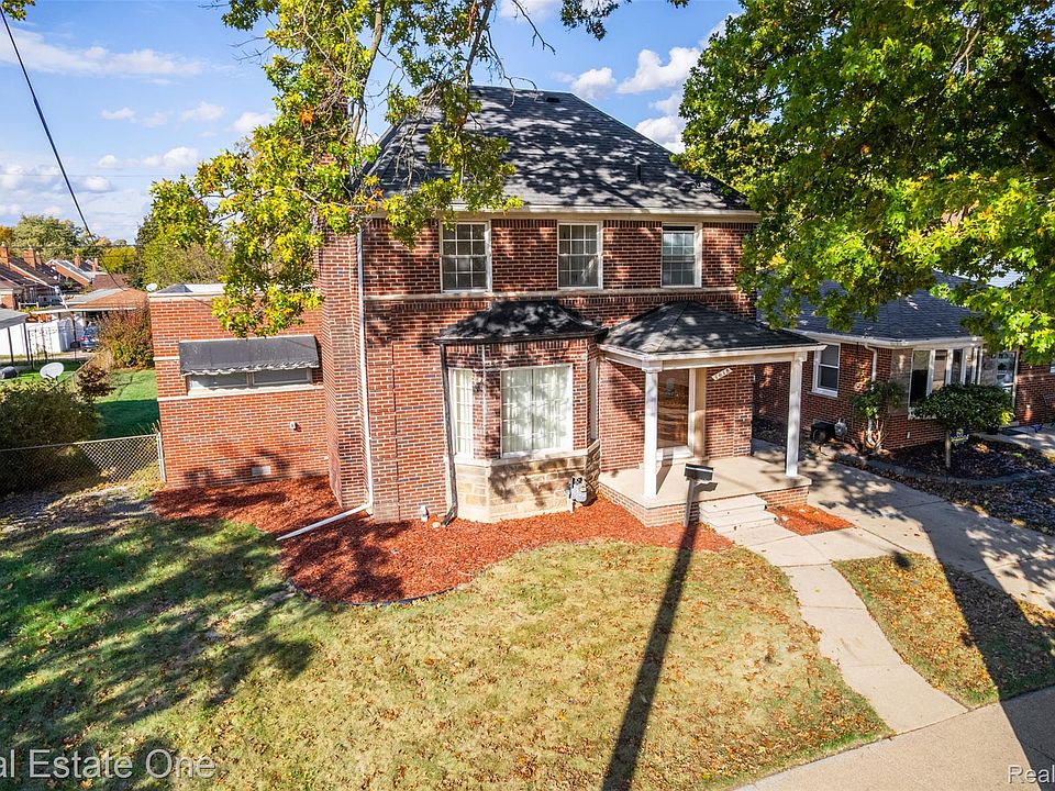 1st image of 1618 Davis St
