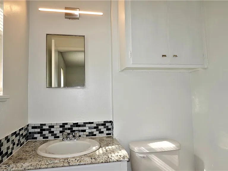 1028 Starlite Dr — Photo 21