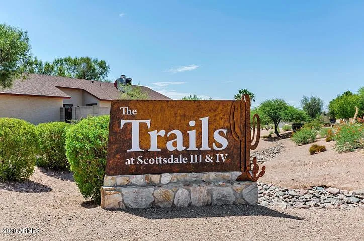 2 bed, 2.0 bath, 1371 sqft, $2,400 — Photo 2