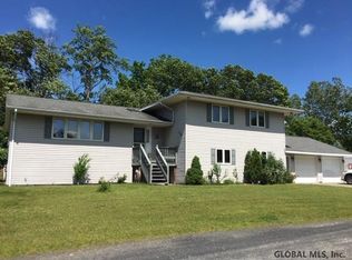 188 Osborne Rd, Albany, NY 12205