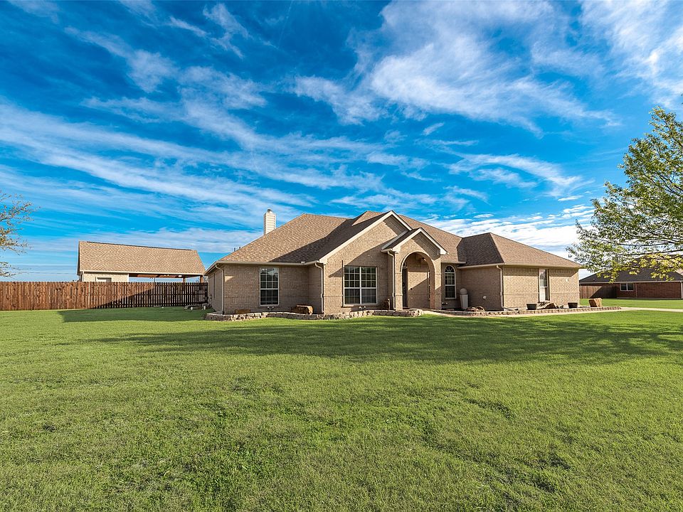 1st image of 103 Springfield Ln