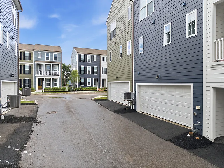 344 Highbridge Ln — Photo 21