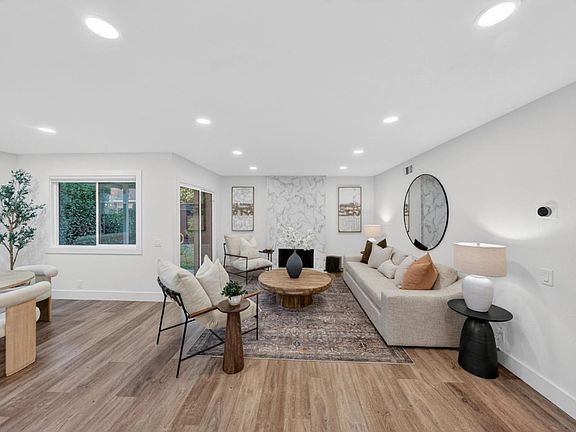 5th image of 38172 Ashford Way
